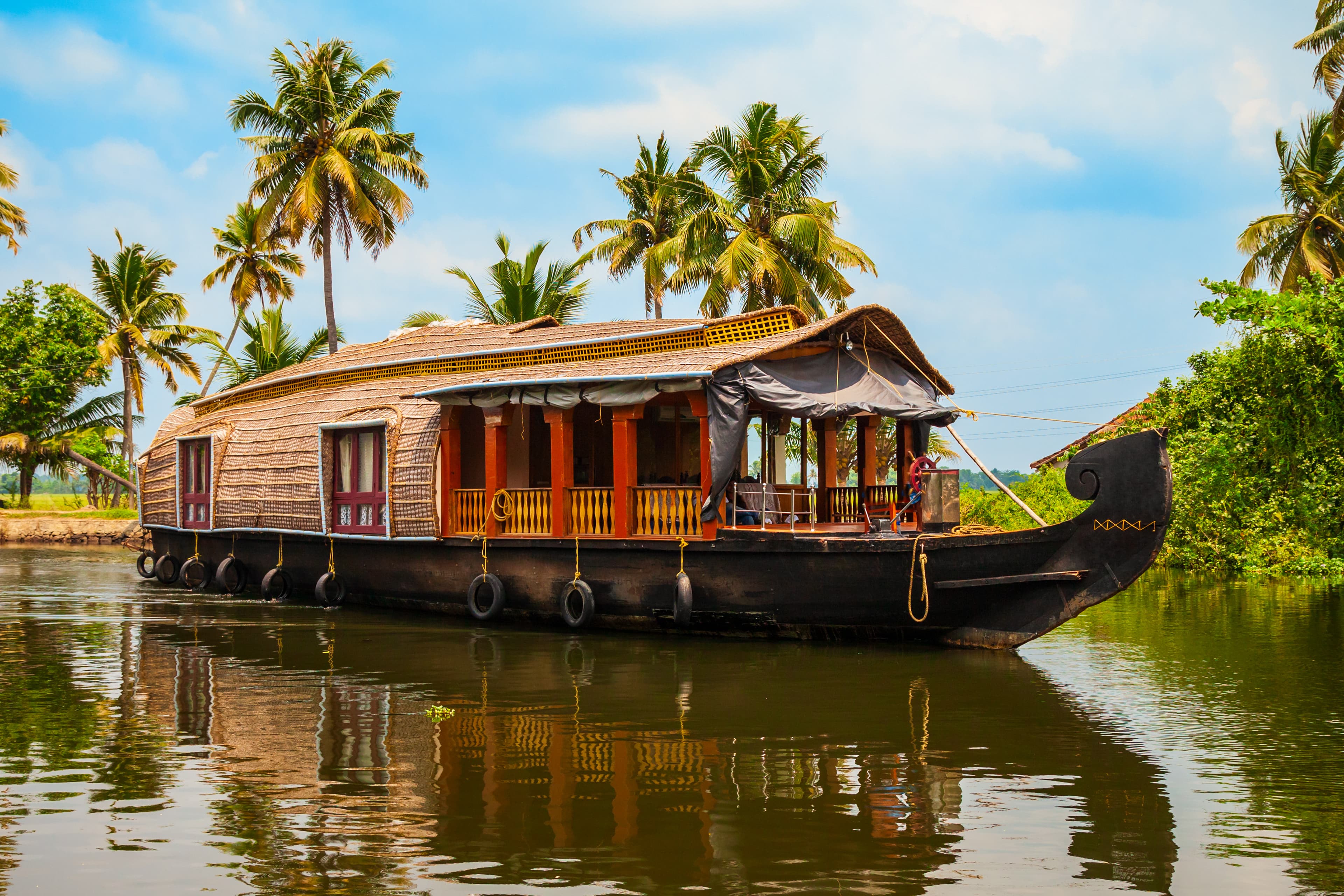 Honeymoon Special Houseboat